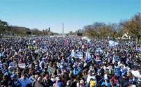 Bus driver 'walkout' keeps 300 Jews from March for Israel rally