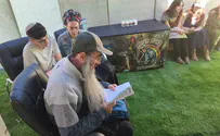 הרב נגארי אמר קדיש במקום בו בנו נפל בקרב