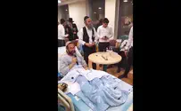הרב הפצוע הדליק נרות וביצע את 'ויהי נועם'