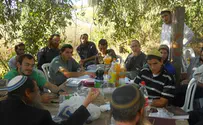 יום גיבוש על הריסות הישוב חומש