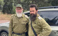 על הבמה: אורית מרק, אלישע מדן ומשפחת איתם