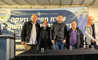 משפחות החטופים התפללו בקבר יהושע בן נון