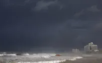 2 children found wandering outside alone in the rain