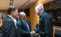 Min. Gallant meets US Senators Coons and Blumenthal