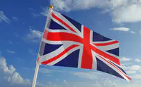 Candidate shouts 'Allahu Akbar' in front of Palestinian flag