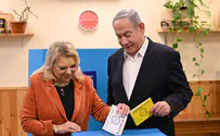 הזוג נתניהו הצביע, לפיד עקץ