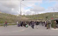 Religious Zionist MK joins protest at checkpoint