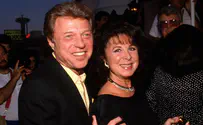 Jewish singer Steve Lawrence dies at 88