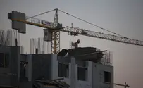 Jerusalem: Construction workers hurl rocks at passersby
