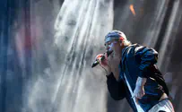 Matisyahu sings amidst October 7th wreckage