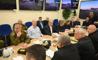 Ministers call for offensive action against Iran