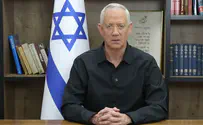 גנץ שבר את כף רגלו ברכיבת שטח