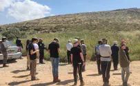 התושבים יצאו להפגין: דין מועייר כדין עזה