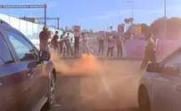 מפגינים חסמו את איילון צפון: "תצילו את מי שעוד אפשר"