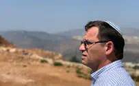 בא לבנות