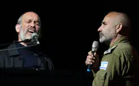 ואך ורזאל שרים יחד את הלחן של יוסי ז"ל