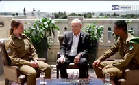 נתניהו נפגש עם מצטיינים שהשתתפו בלחימה