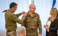 רומן גופמן הועלה לדרגת אלוף