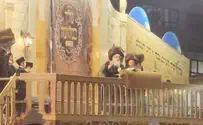 צילום: ישראל גליק אלפים השתתפו בהדלקה של הרבי מוויז'ניץ