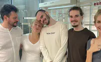 Родители спасённого заложника Андрея Козлова встретились с сыном