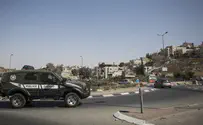 שוטרים זרקו רימון ללא סיבה ופצעו פלסטיני
