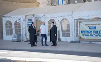 100 אלף בקבוקי מים: רבבות בכותל במהלך החג