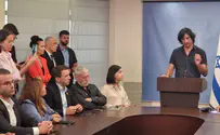 'Shoulder the burden and join the government'