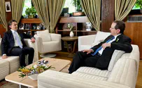 Herzog discusses war with US envoy