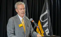 University of Wisconsin-Milwaukee Chancellor to step down
