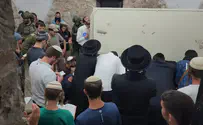 המונים פקדו את קבר יוסף בשכם