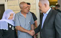 PM pays condolence visit to families of fallen Druze soldiers