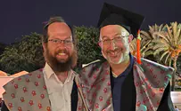צילום: יפעה חן וינשטיין ישיבת עתניאל: הרב אלעזר גולדשטיין ולוי וינשטיין קיבלו אמש תואר דוקטור