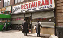 Hasidim disappointed after Trump deli visit canceled