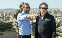 המושל האמריקני: "אנחנו עומדים לצידכם"