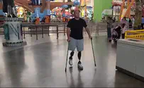 תיעוד מרגש: אלישע מדן חוזר ללכת