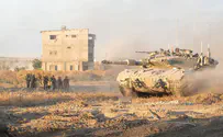 Two soldiers severely injured in southern Gaza
