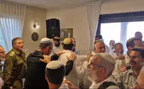 האלוף דוד זיני בריקוד בהכנסת ספר התורה