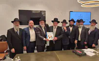 Israeli chief rabbi announces new collaboration with Chabad