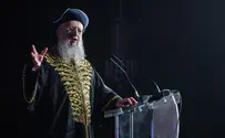 הרב הראשי: מותר להדליק נר חנוכה ברכבת