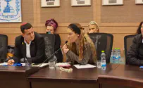 מחבלים צועקים לו "המדינה בגדה בך"