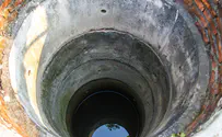 נתקע בבאר ולא חולץ: חשבו שהוא רוח רפאים