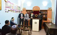 רבה של רוסיה ביקר את האסירים היהודים