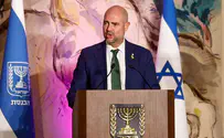 צילום: אורן בן חקון, פלאש 90 גיבורי "חרבות ברזל" מדליקים נרות בכנסת