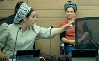 עימות סוער בוועדה עם "המחבל הזועם"