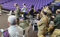 התא"ל שהתפלל עם הביינישים והריקוד לר"מ