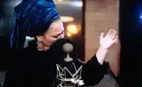 ריקה רזאל שרה לזכר אחיינה