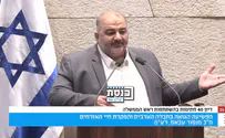 צוחק כל פעם שמקבל דיווח על רצח במגזר