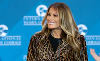 Melania Trump meets captivity survivor Keith Siegel