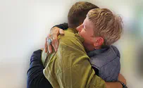 Initiative to reunite lone soldiers with parents resumes