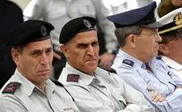 טומן את הראש במנהרה